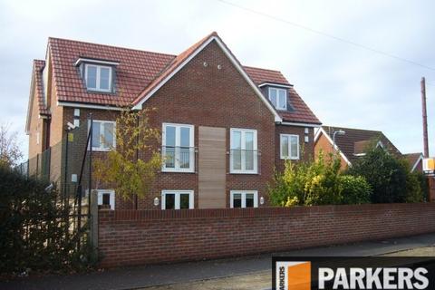 2 bedroom flat to rent, Heathfield Court, Sholing