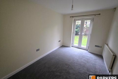 2 bedroom flat to rent, Heathfield Court, Sholing