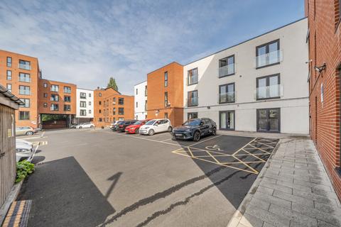 2 bedroom flat for sale, Green Quarter, Cross Green Lane, Cross Green, Leeds, LS9