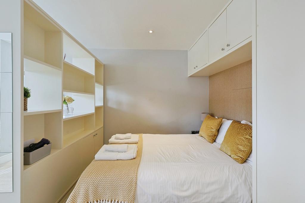 En suite bedroom