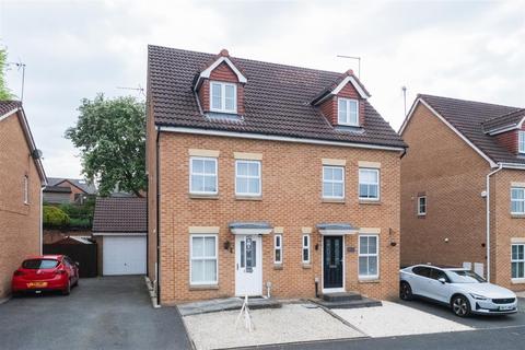 3 bedroom semi-detached house for sale, Gordale Close, Northwich CW8