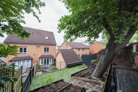 3 bedroom semi-detached house for sale, Gordale Close, Northwich CW8
