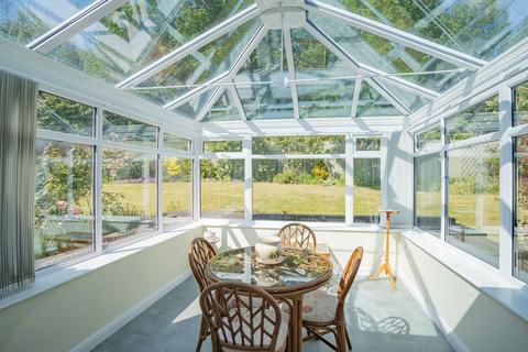 3 bedroom detached bungalow for sale, Thirlstane Road, Malvern, Worcestershire, WR14