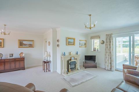 3 bedroom detached bungalow for sale, Thirlstane Road, Malvern, Worcestershire, WR14