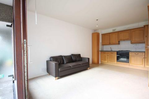 1 bedroom flat to rent, Barbican, London EC2Y