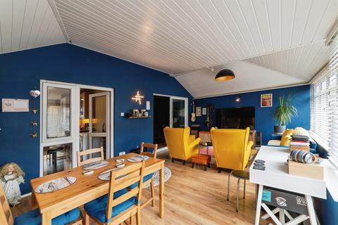 2 bedroom end of terrace house for sale, Stockwood Road, CHIPPENHAM
