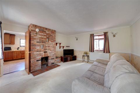 3 bedroom bungalow for sale, Melbourne Drive, Mildenhall, Bury St. Edmunds, Suffolk, IP28