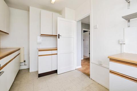 1 bedroom flat for sale, Hedgemans Way, DAGENHAM, Essex, RM9