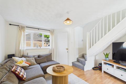 2 bedroom semi-detached house to rent, Dundee Drive, Stamford