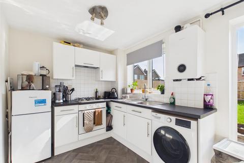 2 bedroom semi-detached house to rent, Dundee Drive, Stamford