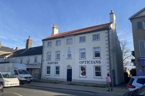 Office to rent, 22 High St Bawtry DN10 6JE