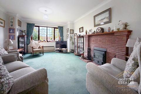 undefined, Elham CT4