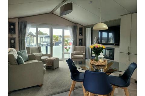 2 bedroom park home for sale, Aberconwy Resort and Spa, Conwy, LL32