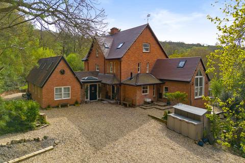 undefined, Crippetts Lane, Leckhampton, Cheltenham, Gloucestershire GL51