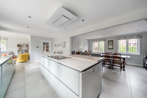 5 bedroom house for sale, Hill Place, Farnham Common, SL2