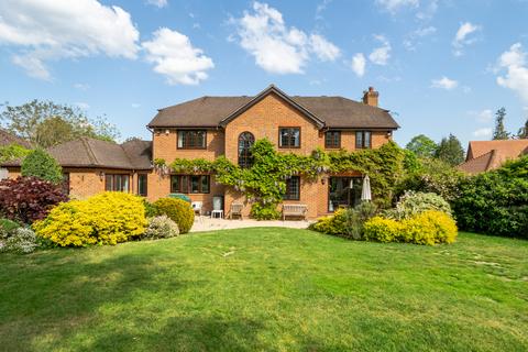 5 bedroom house for sale, Hill Place, Farnham Common, SL2