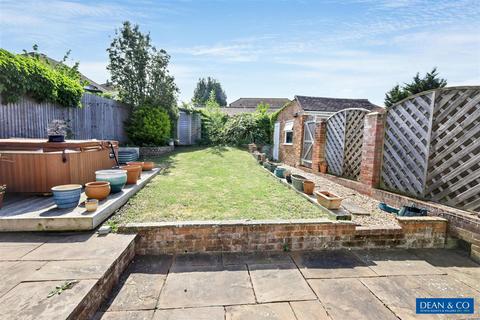 2 bedroom detached bungalow for sale, Northease Close, Hove