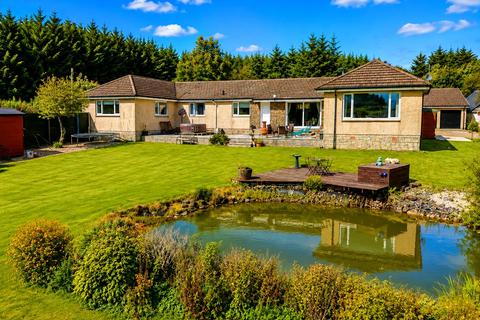 5 bedroom bungalow for sale, East Kilbride, South Lanarkshire G75
