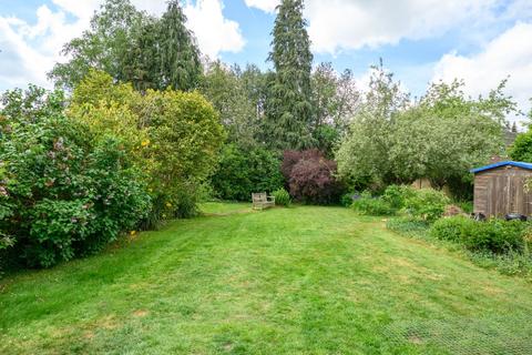 6 bedroom detached house for sale, Sidney Road, Walton-on-Thames, KT12
