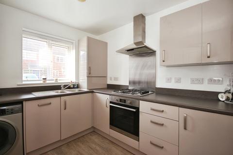 2 bedroom semi-detached house for sale, Beehive Street, Warwick