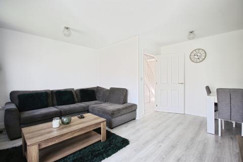 2 bedroom semi-detached house for sale, Beehive Street, Warwick