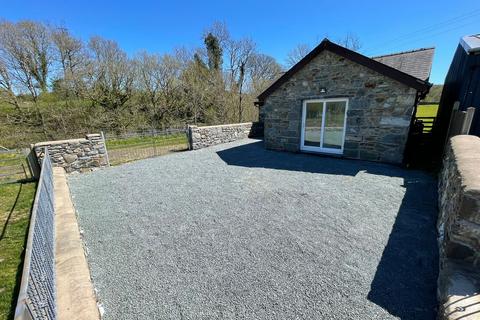 2 bedroom cottage for sale, Beudy Tafarn Helyg