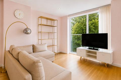 1 bedroom apartment to rent, Goodchild Road, London N4