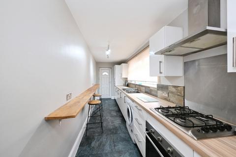 Wilford Crescent West, Nottingham, Nottinghamshire, NG2