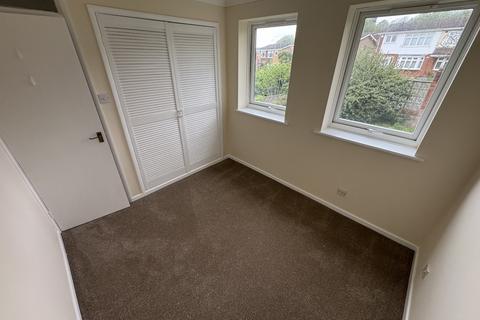 1 bedroom maisonette to rent, AMBLECOTE - Bisell Way