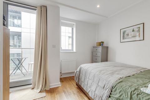 1 bedroom flat to rent, Wadeson Street, London E2