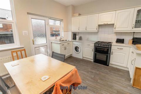 2 bedroom terraced house for sale, Whitehall Road, Newcastle Upon Tyne