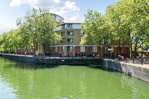 Worgan Street, Surrey Quays, London, SE16