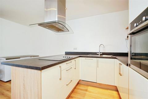 2 bedroom flat for sale, Wesley Lane, Bicester, Oxfordshire, OX26
