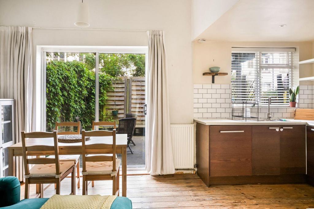 Apartment in Upper Holloway - View 4