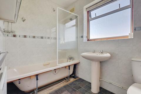 3 bedroom semi-detached house for sale, Springwater Road, Leigh-on-sea SS9