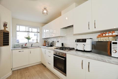 3 bedroom semi-detached house for sale, Dartmoor Close, Winsford, Cheshire, CW7