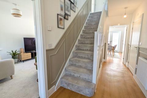 4 bedroom detached house for sale, Barland Fields, Worcester WR5