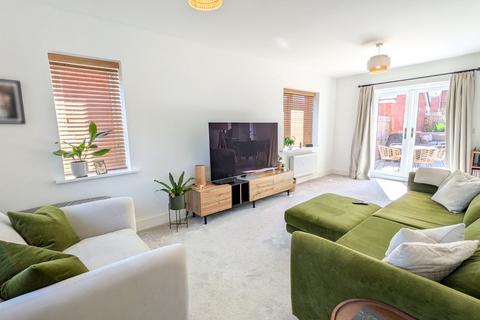 4 bedroom detached house for sale, Barland Fields, Worcester WR5