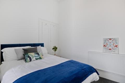 1 bedroom in a house share to rent, 73 Citadel Road, Devon PL1