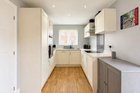 3 bedroom detached house for sale, Burnham Road, Wythall, B47 6AT