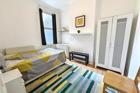 3 bedroom terraced house for sale, Terrace Road, London