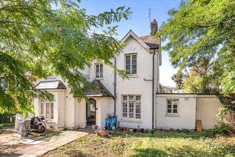 Studio to rent, Sydenham Park Road, London, SE26