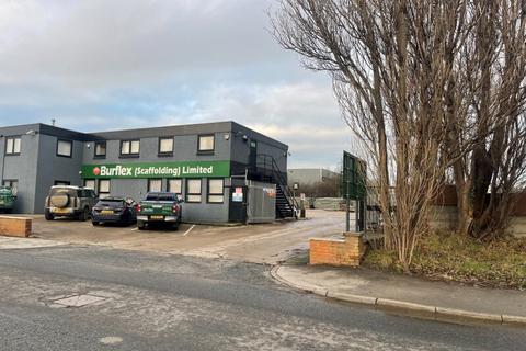 Warehouse to rent, Cross Green Way Leeds LS9 0SE
