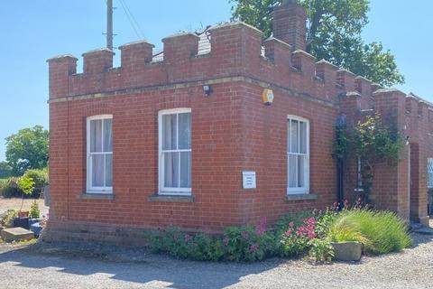 Office to rent, High St Berkeley GL13 9QJ