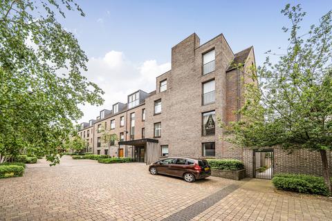 2 bedroom flat for sale, Marwood Square, Muswell Hill, London, N10
