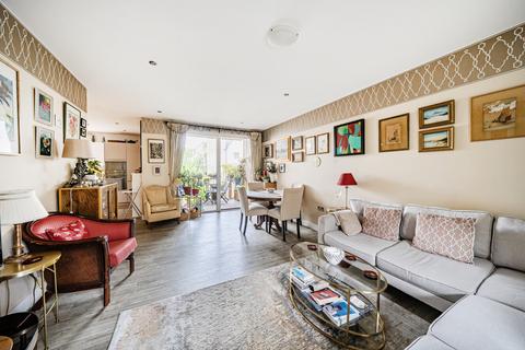 2 bedroom flat for sale, Marwood Square, Muswell Hill, London, N10