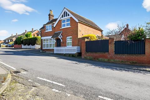 4 bedroom detached house for sale, Cock Green, Harlow, CM19