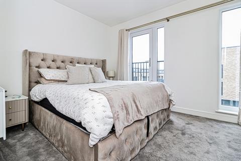 4 bedroom end of terrace house for sale, Prosperity Street, Manchester M40