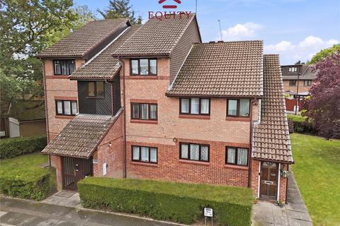 Chasewood Avenue, Enfield, EN2