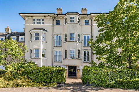 Apartment - St. Matthews Gardens, Cambridge CB1